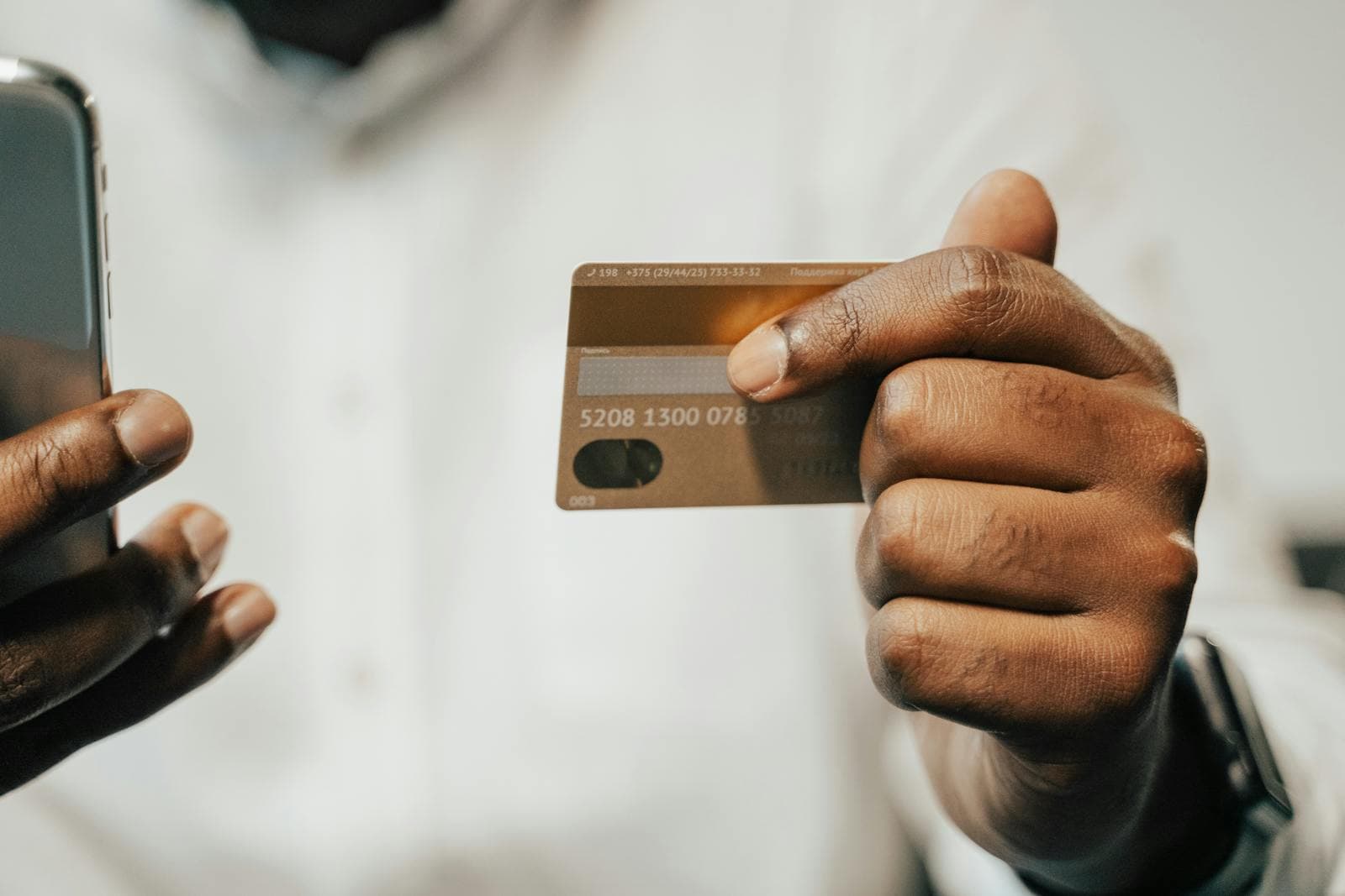 Agent stepping off the line for secure payment capture