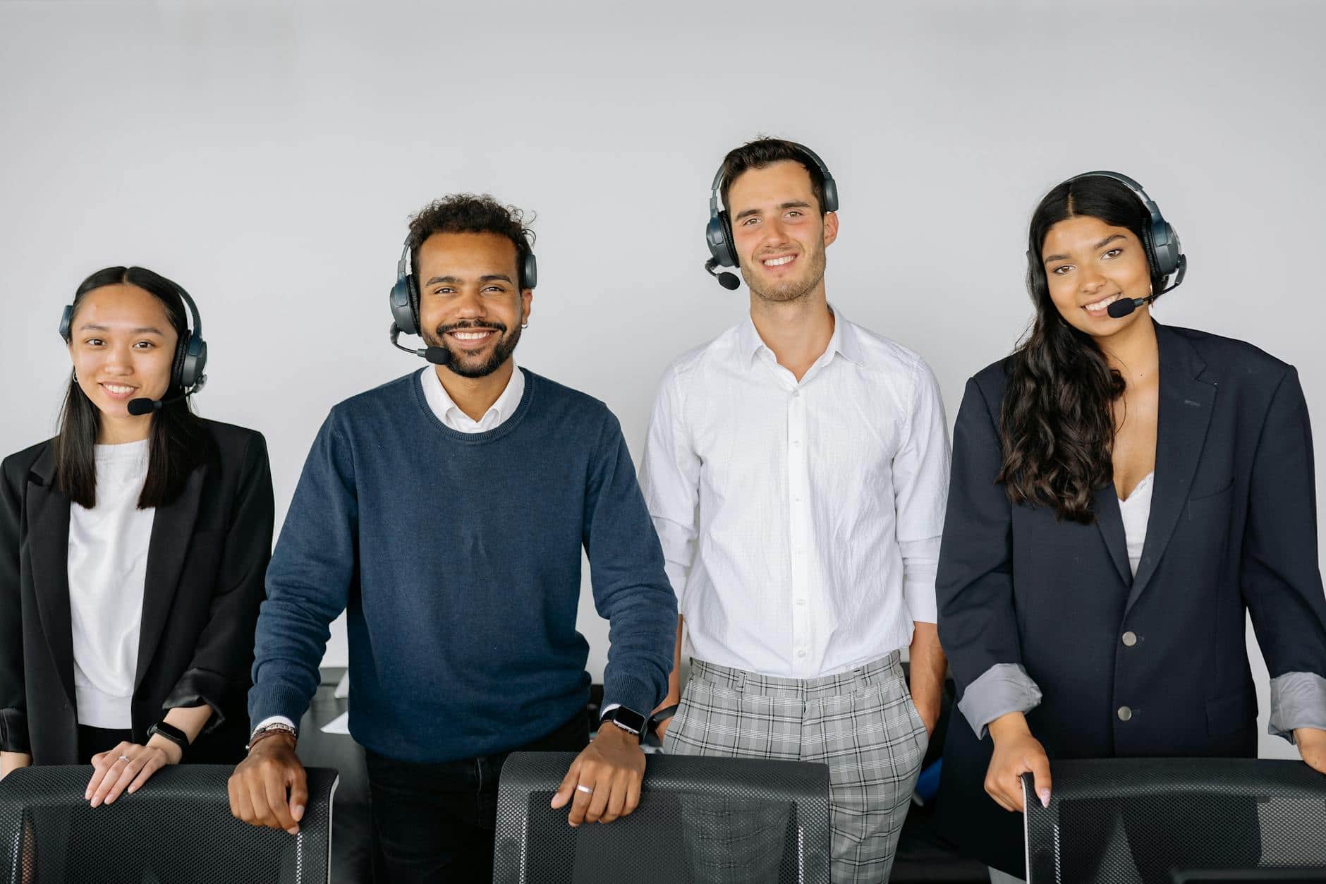 What Is Multichannel Customer Service? A Practical Guide