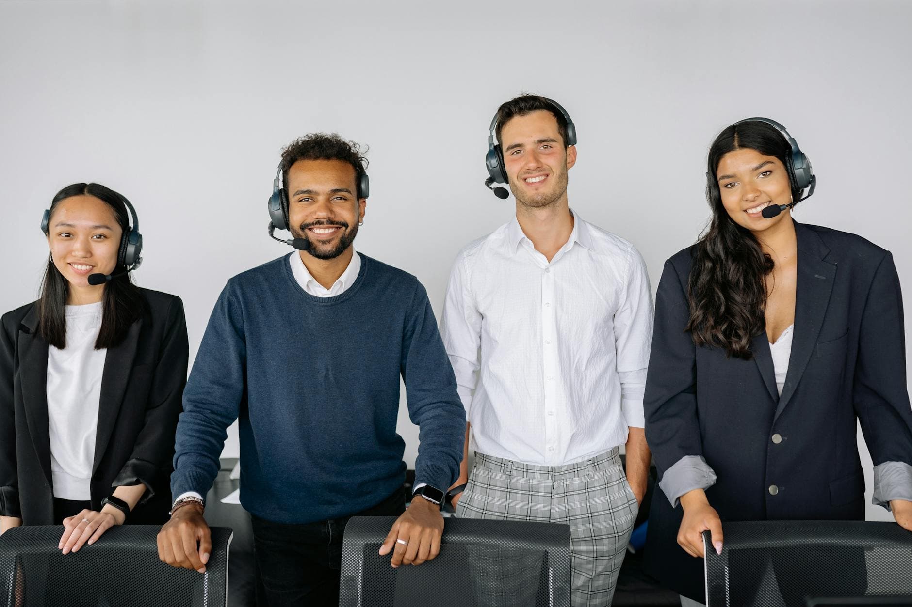 What Is Multichannel Customer Service? A Practical Guide